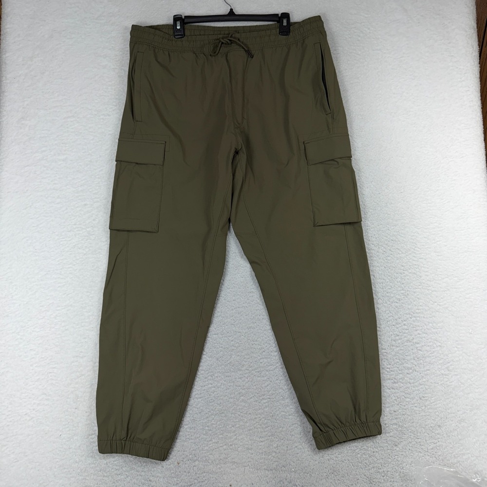 American Eagle AE Men's 24/7 Tech Airflex+ Hybrid Cargo Jogger XL (W39x29) Green